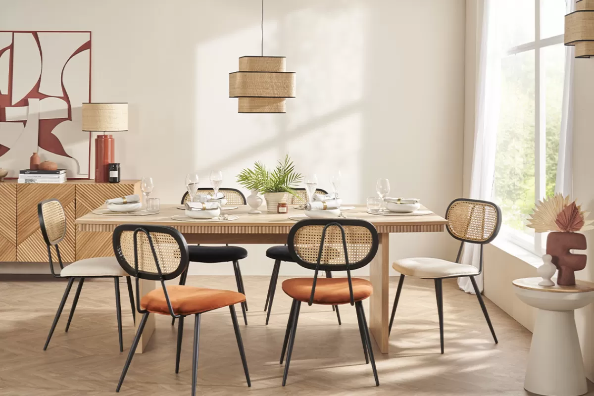 Miliboo Sillas Modernas-Set de 2 sillas de diseño de borreguillo blanco roto, metal negro y rejilla de ratán natural TOLMA