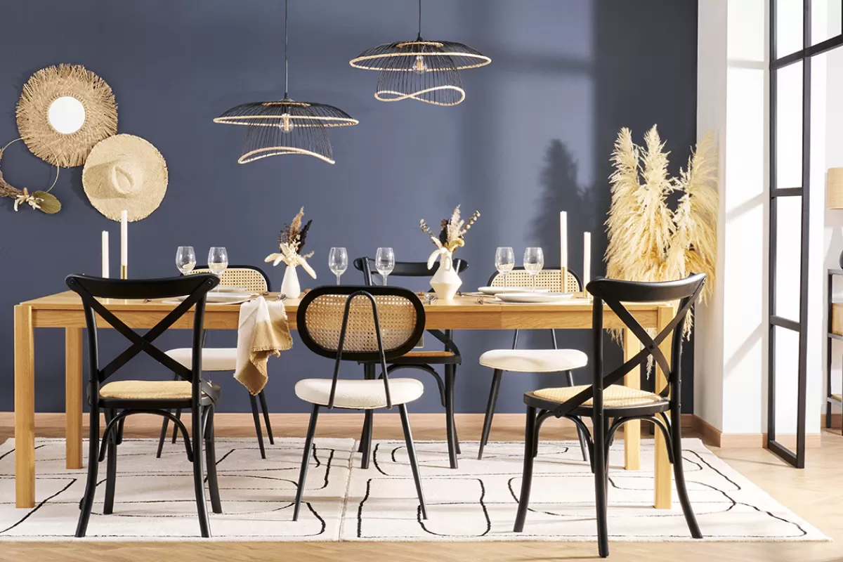 Miliboo Sillas Modernas-Set de 2 sillas de diseño de borreguillo blanco roto, metal negro y rejilla de ratán natural TOLMA