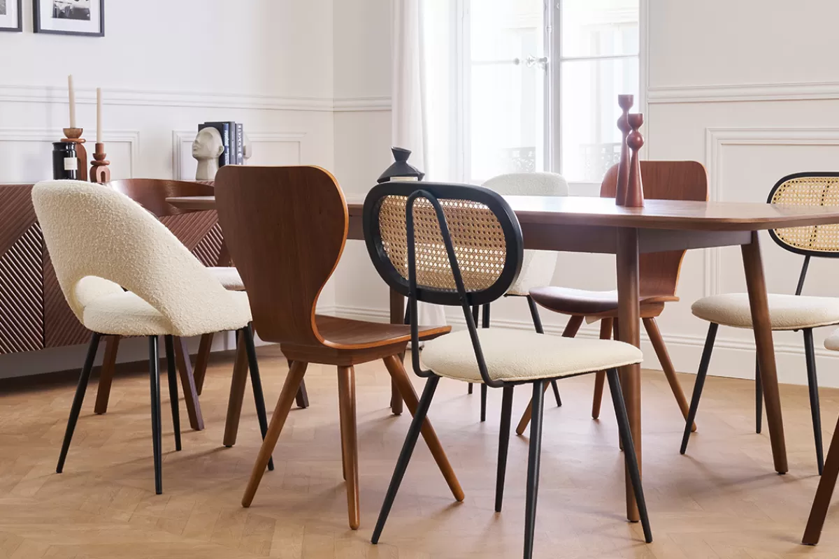 Miliboo Sillas Modernas-Set de 2 sillas de diseño de borreguillo blanco roto, metal negro y rejilla de ratán natural TOLMA