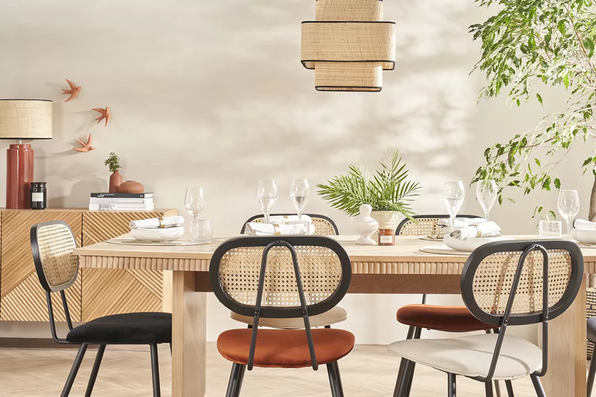 Miliboo Sillas Modernas-Set de 2 sillas de diseño negras de terciopelo, metal y rejilla de ratán natural TOLMA