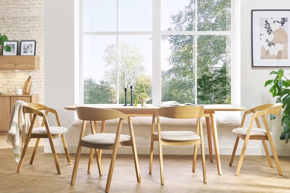 Miliboo Sillas Modernas-Set de 2 sillas nórdicas de madera clara de roble macizo y tela beige LOVA