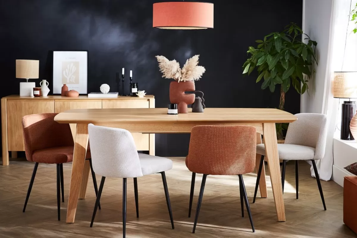 Miliboo Sillas Modernas-Set de 2 sillas de tejido efecto aterciopelado texturizado beige y metal negro MONTI