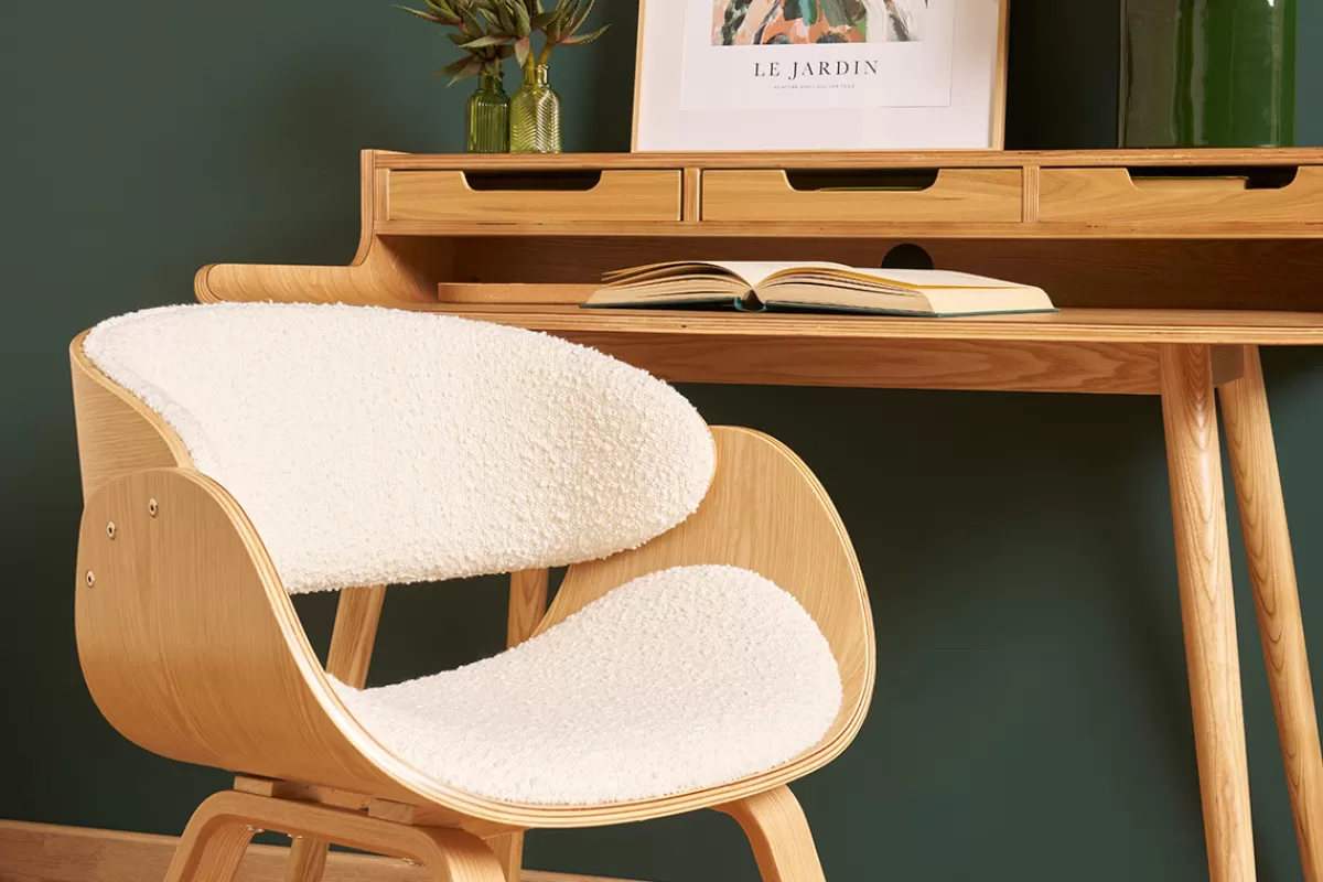 Miliboo Sillas Modernas-Silla de diseño de borreguillo y madera clara BENT